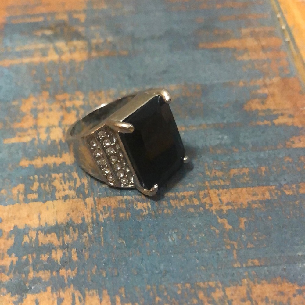 Women’s Fashion Jewelry Silver Ring Size 7